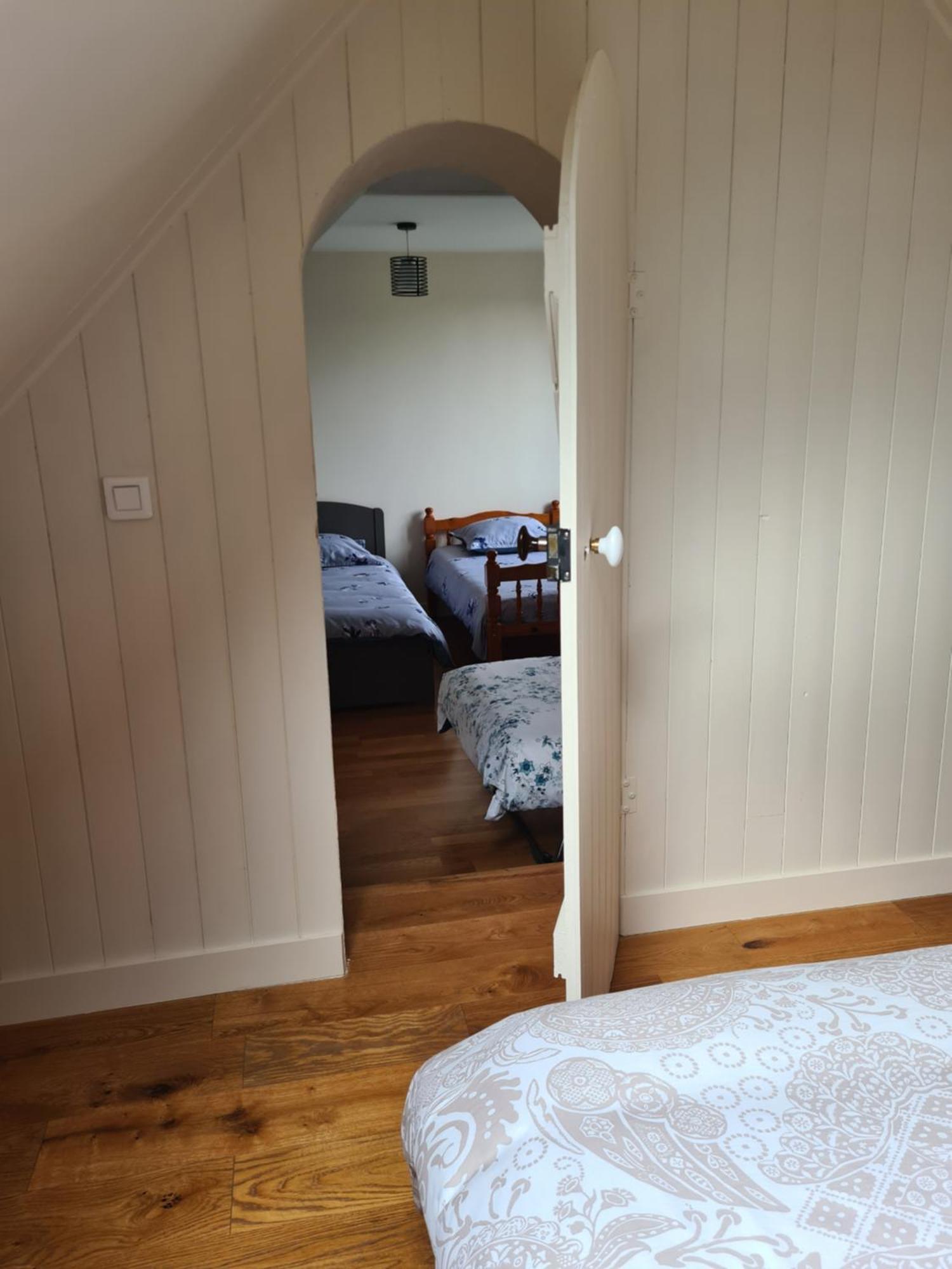 Le Perray-en-Yvelines Chambre Au Calme Et Une Chambre Supplementaire A Partir De La 3Eme Personne מראה חיצוני תמונה