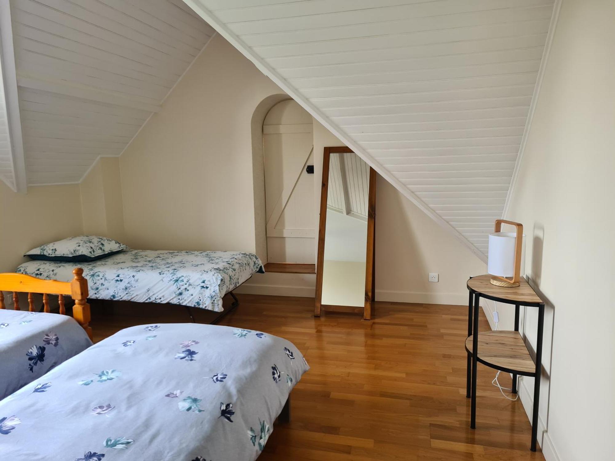 Le Perray-en-Yvelines Chambre Au Calme Et Une Chambre Supplementaire A Partir De La 3Eme Personne מראה חיצוני תמונה