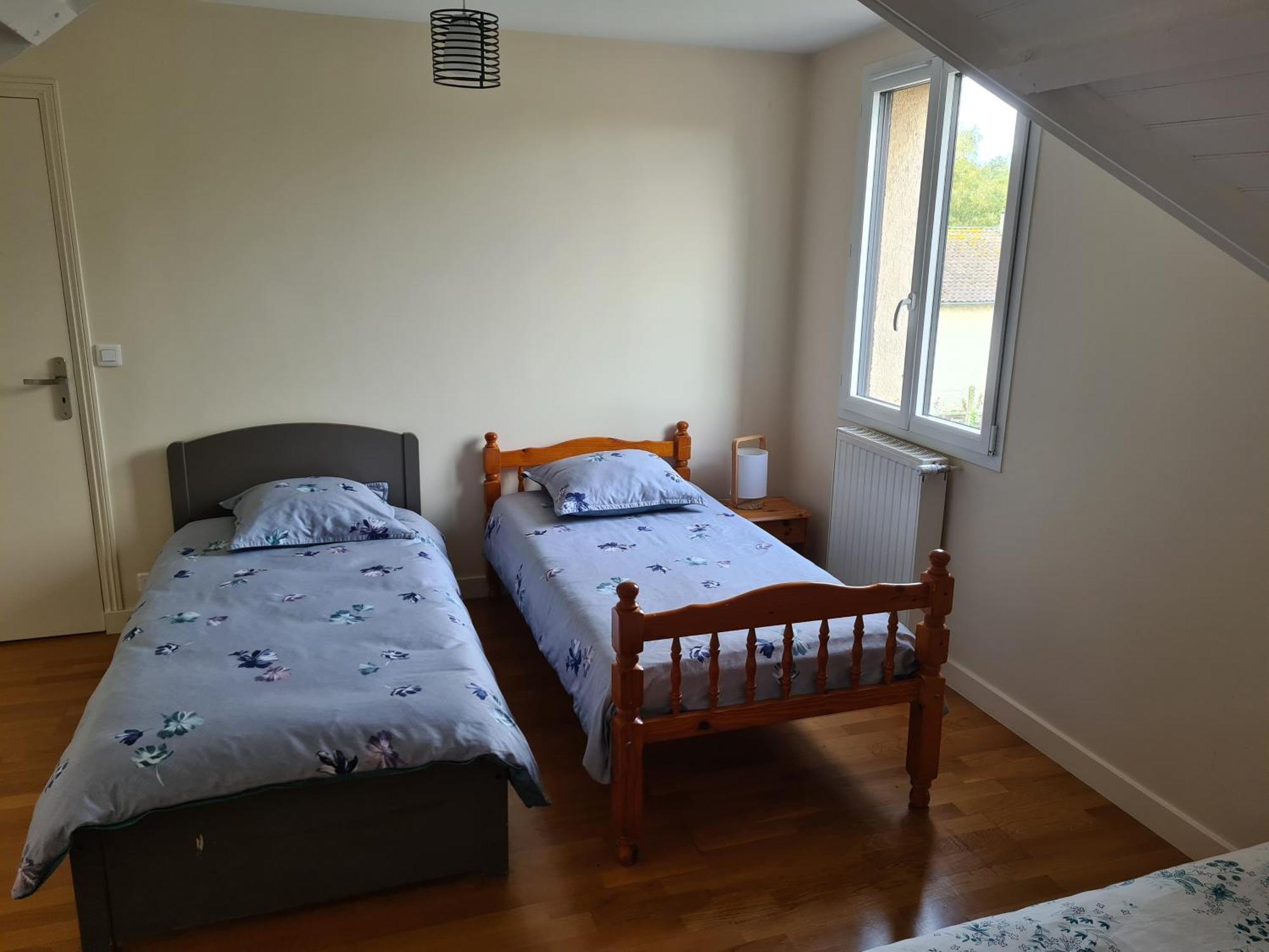Le Perray-en-Yvelines Chambre Au Calme Et Une Chambre Supplementaire A Partir De La 3Eme Personne מראה חיצוני תמונה