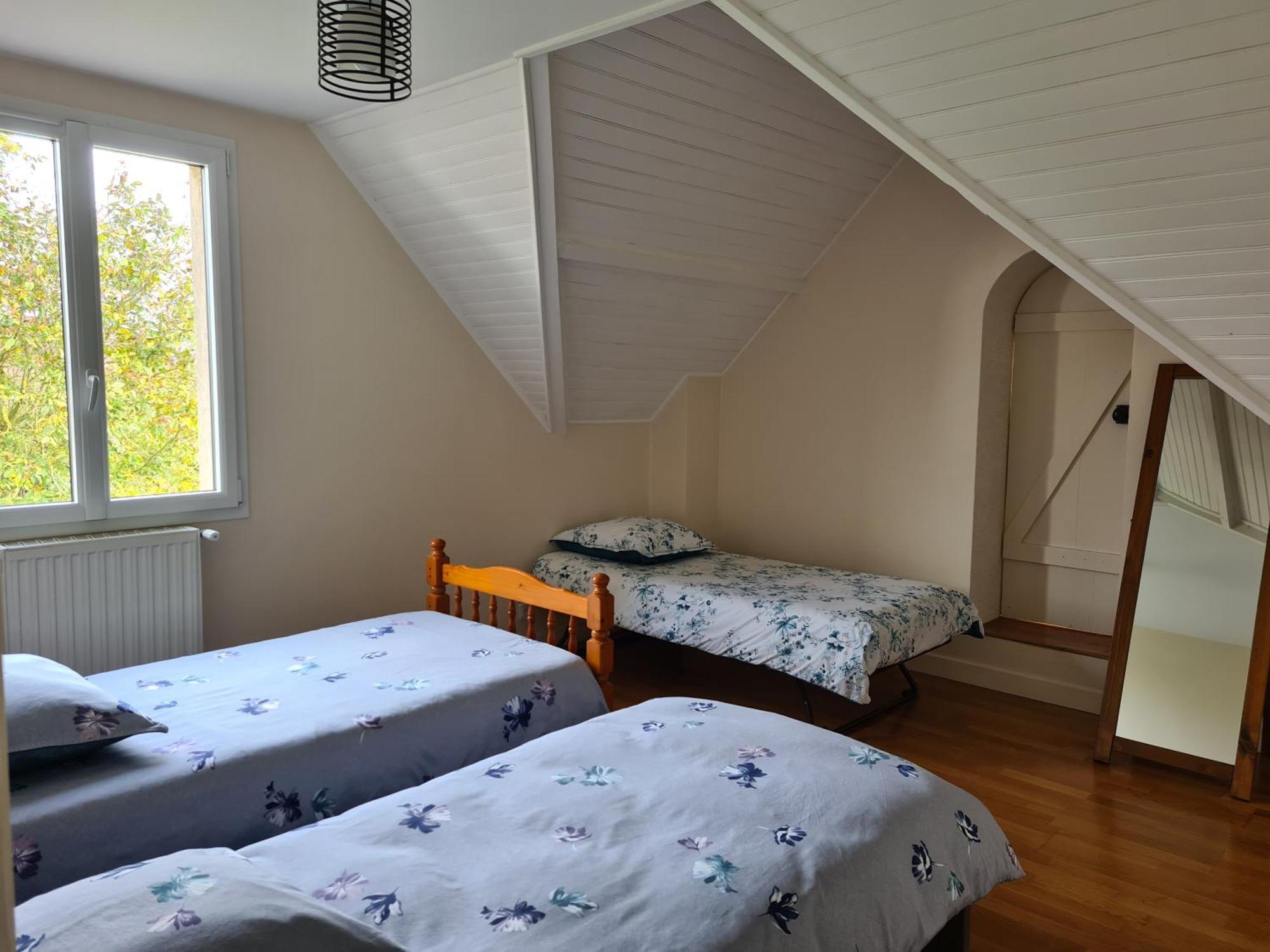 Le Perray-en-Yvelines Chambre Au Calme Et Une Chambre Supplementaire A Partir De La 3Eme Personne מראה חיצוני תמונה